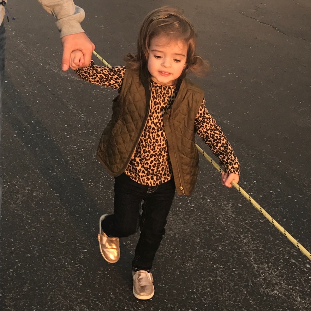 Old Navy military green vest - 2T